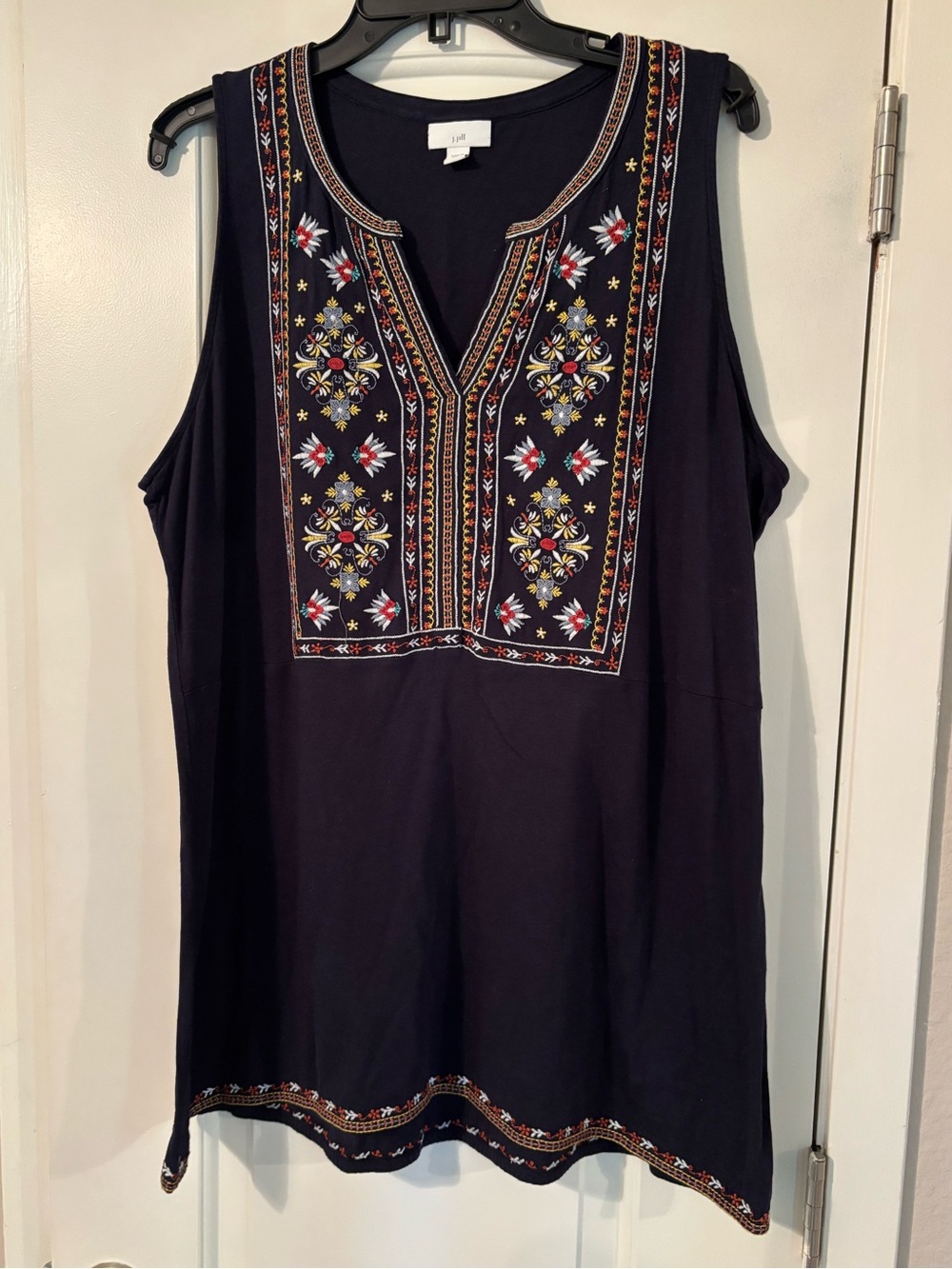 J Jill Sleeveless Embroidered Women's Top - Navy